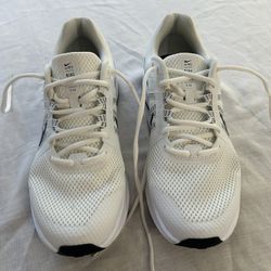 Men’s Nike “Run Swift” Athletic Shoe