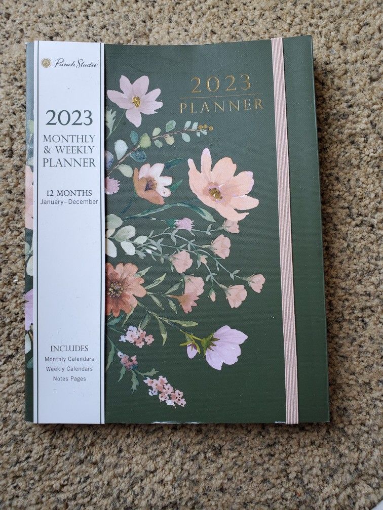 DAYTIMER PLANNER CALENDAR 2023 NEW