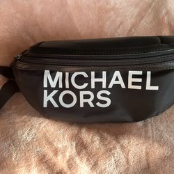 Michael KORS Cross Over Bag