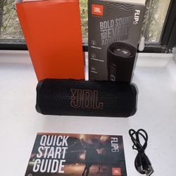 JBL Flip 6 Portable Bluetooth Portable Speaker System - Black