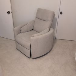 Wayfair Wide Electric Recliner New