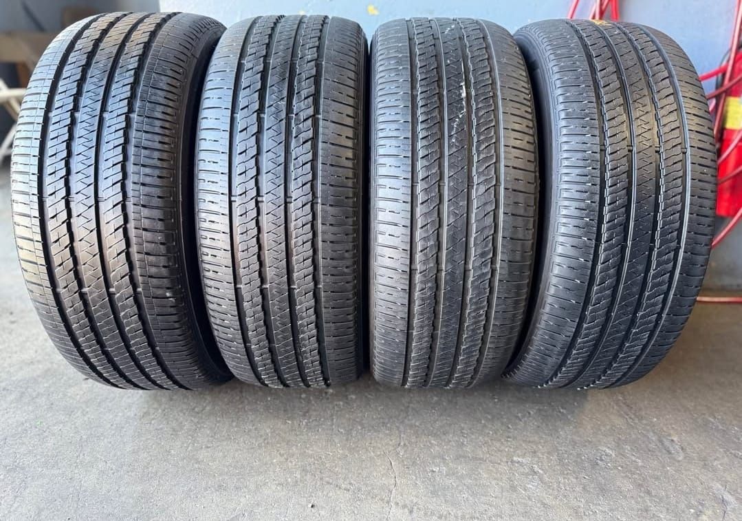 265 50 20 Vendo Un Seth De Llantas De La Marca Bridgestone