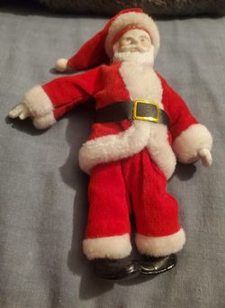 VINTAGE SANTA  CLAUS  PORCELINE HEAD , HANDS  &  FEET STUFFED  7 "INCHES  ORNAMENT   DECORATION  PRE-OWNED    Thumbnail