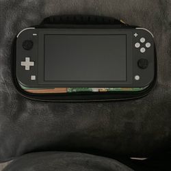 Used Nintendo Switch Lite
