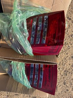 Chrysler 300c OEM taillights