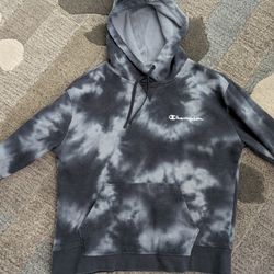 Champion Women's Sweatshirt Size M