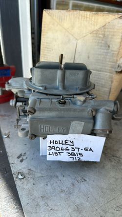 Holley 4 carb maybe Corvette
