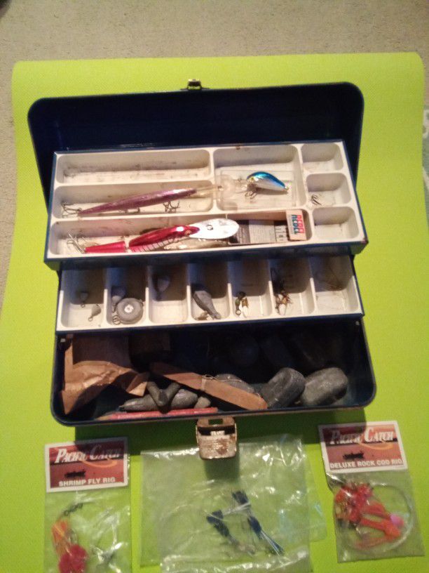 Reel And Tackle Box With Fishing Supplies 