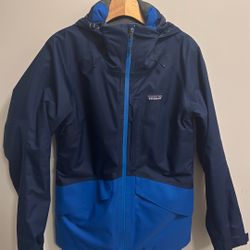 Patagonia women’s Snowbell Jacket, Size Small