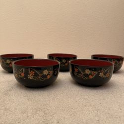 Brand New 5 Beautiful  Japanese Rice/Soup Bowl Set