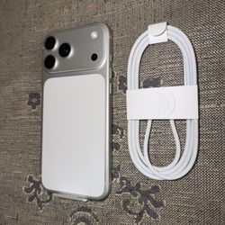 Apple iPhone 17 Pro Max Silver New Unlocked I can Come To You