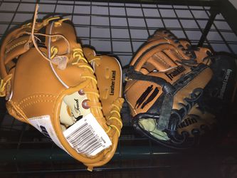 Youth baseball gloves