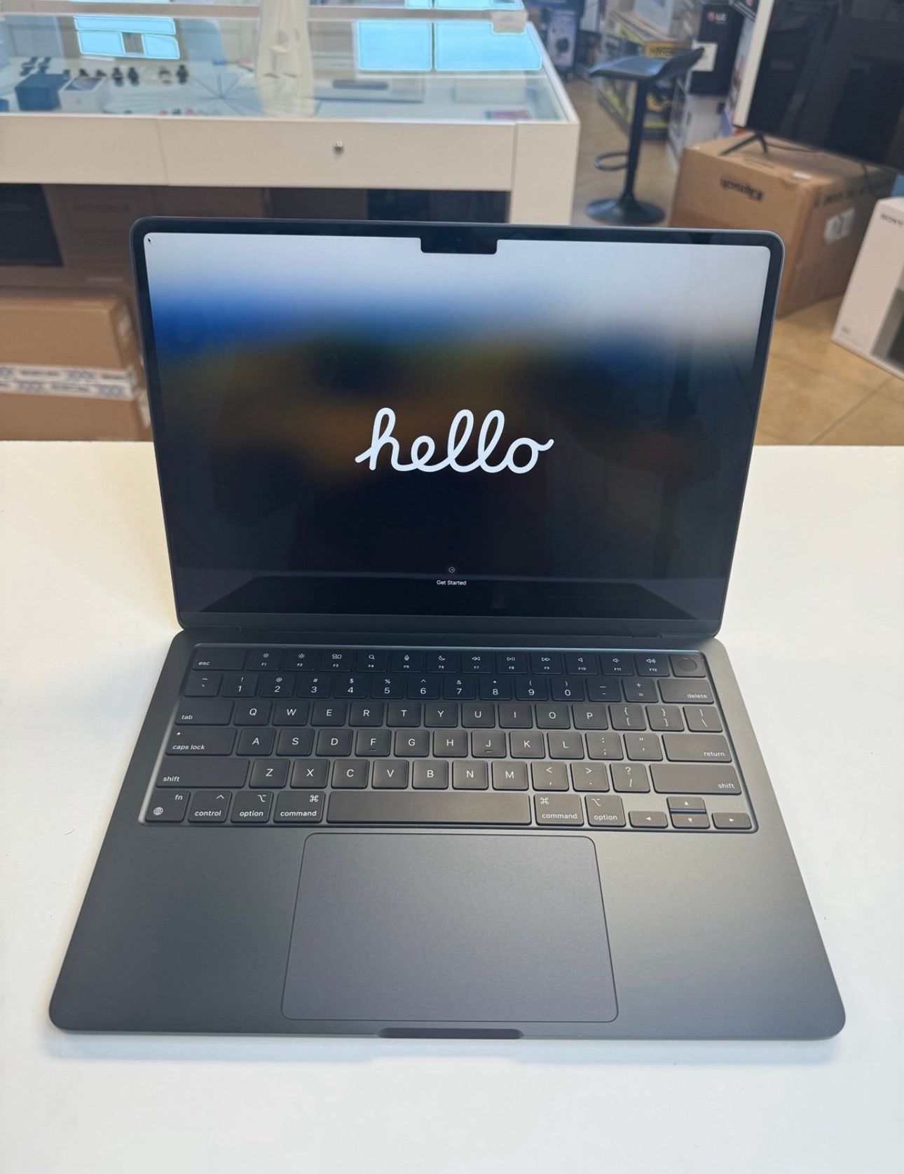 Macbook Air M2 2022 Model