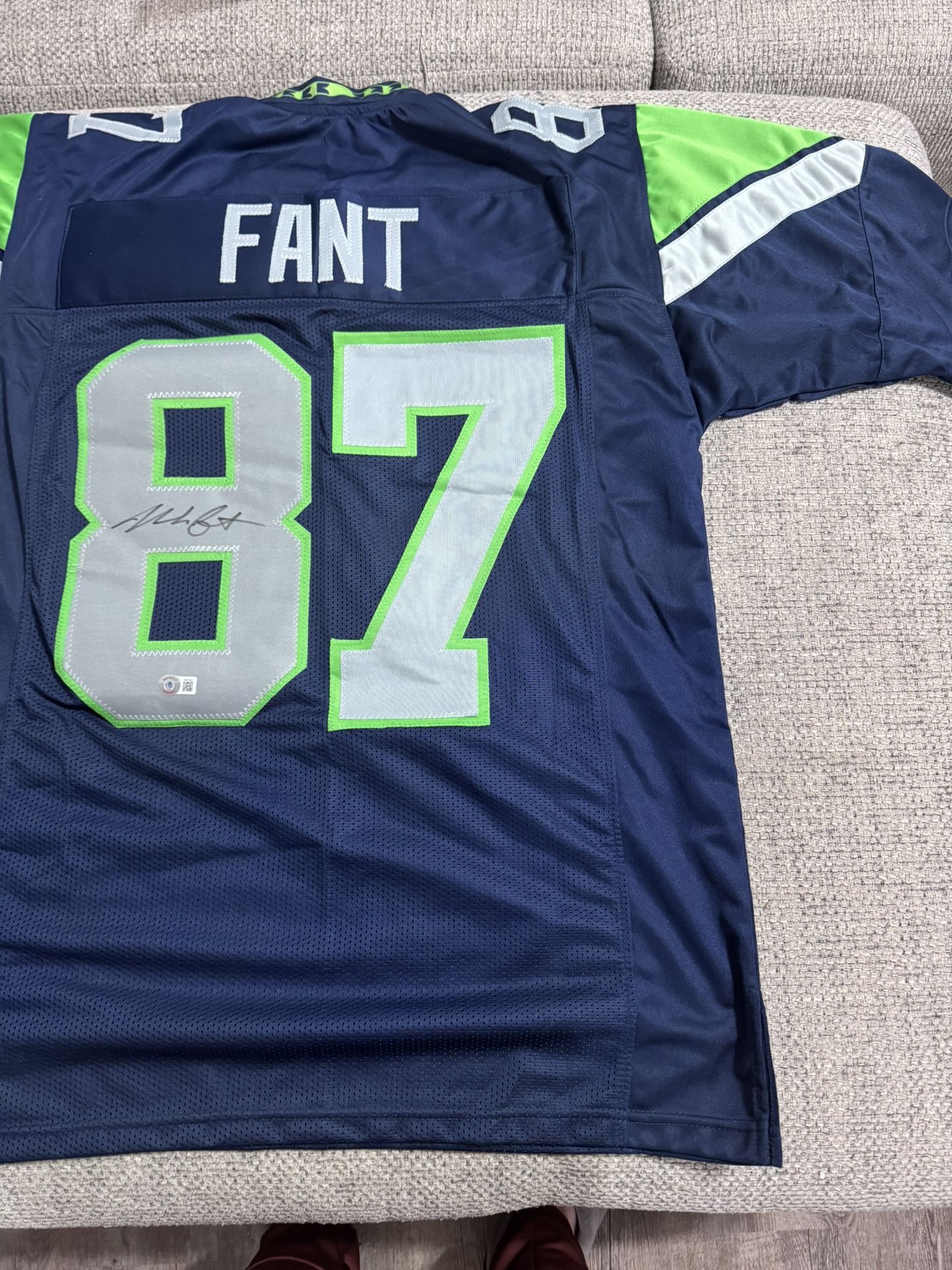 Noah Fant Signed Autograph Custom Jersey - Beckett Coa - Seattle Seahawks