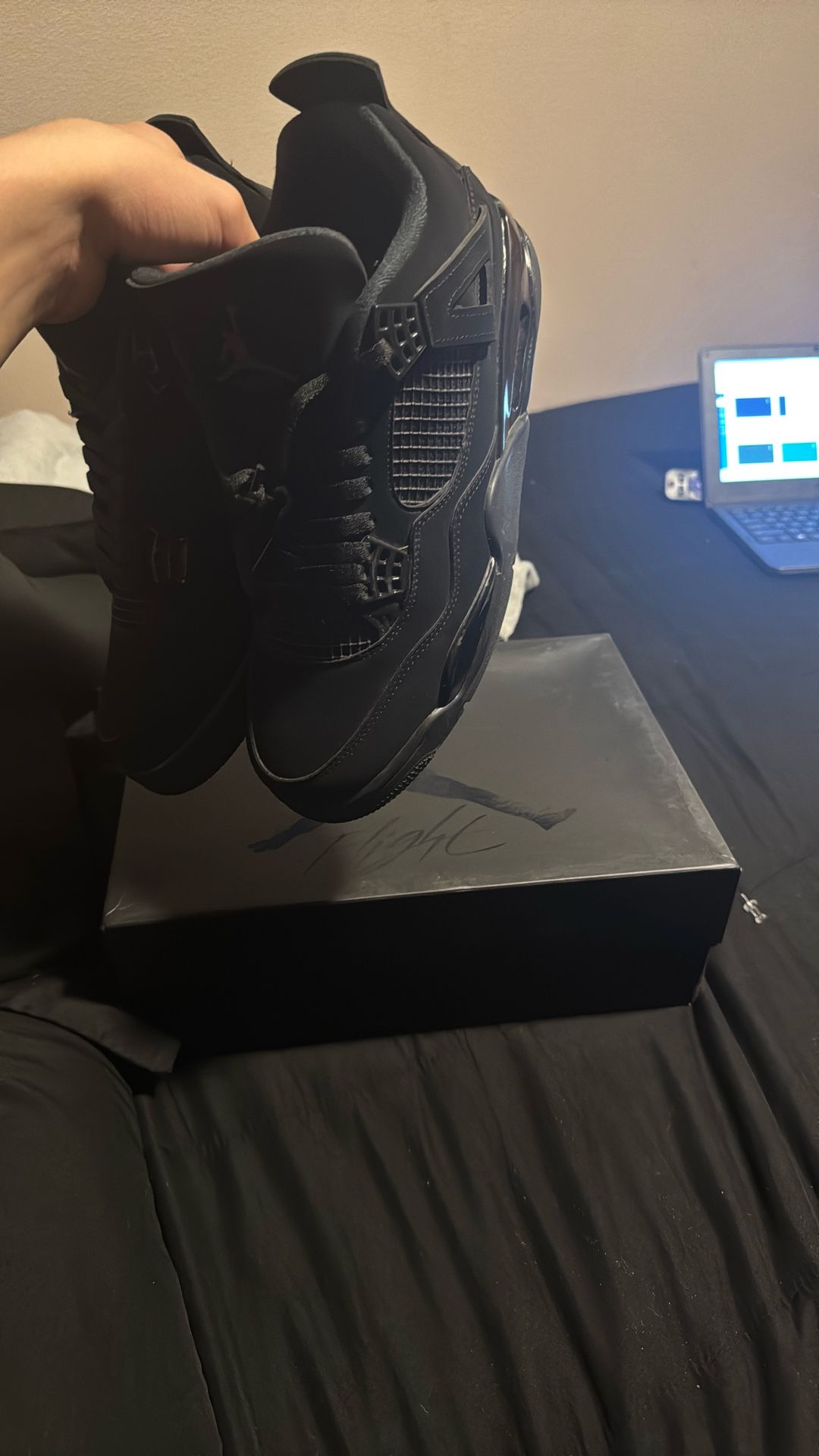 jordan 4 black cat good condition