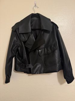 Women’s Black Faux Leather Jacket (size Medium)