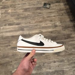 Nike Court Legacy Men Size 10