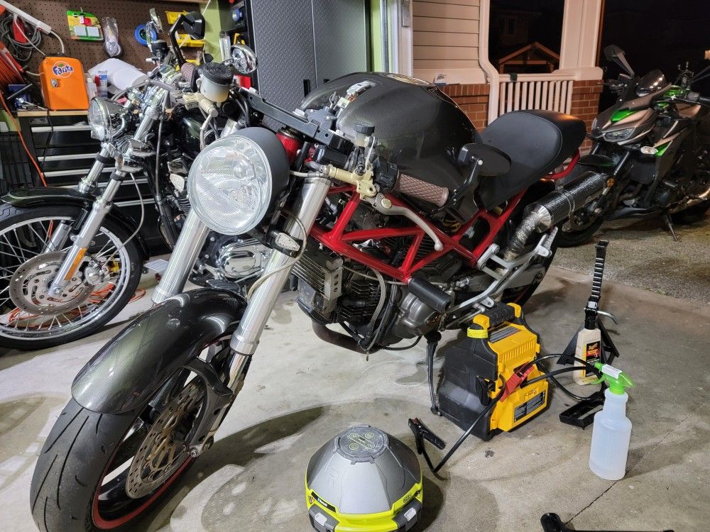 Ducati 750cc