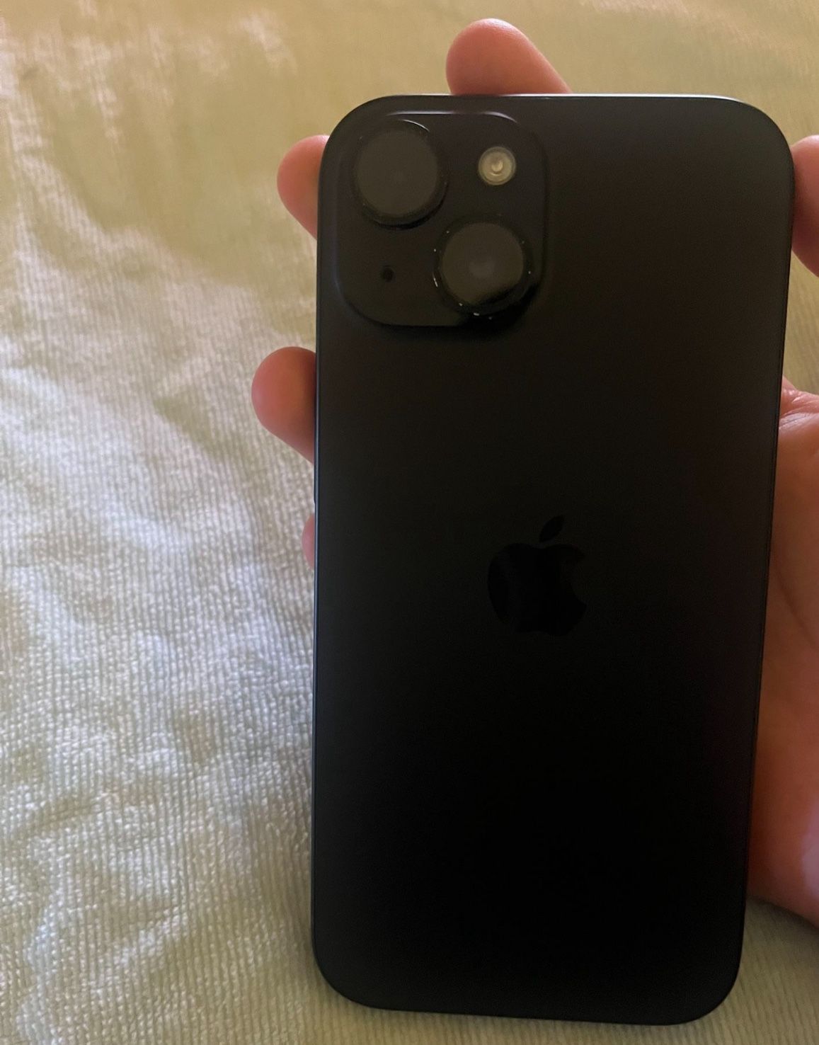 iPhone 15 black