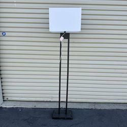 Modern Floor Lamp Very Good Condition 