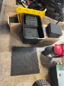 Modular floor mats