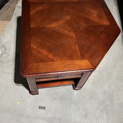 Retractable Coffee Table 