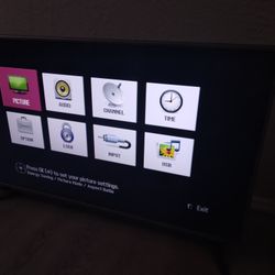 50" LG HD TELEVISION