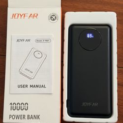 POWER BANK WITH BUILT-IN CHARGING CABLES