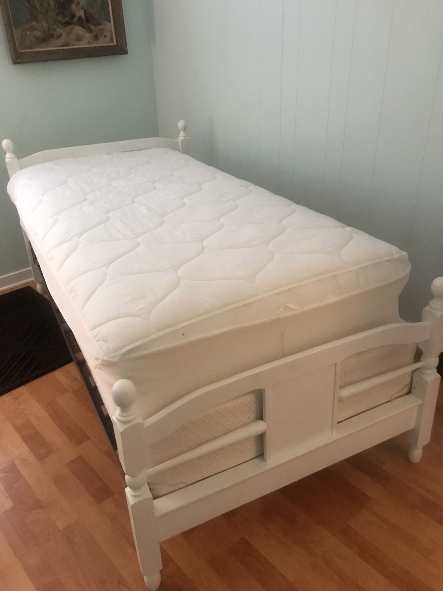 Twin-Serta Firm Bed/Box/Frame/Head&footboards$45