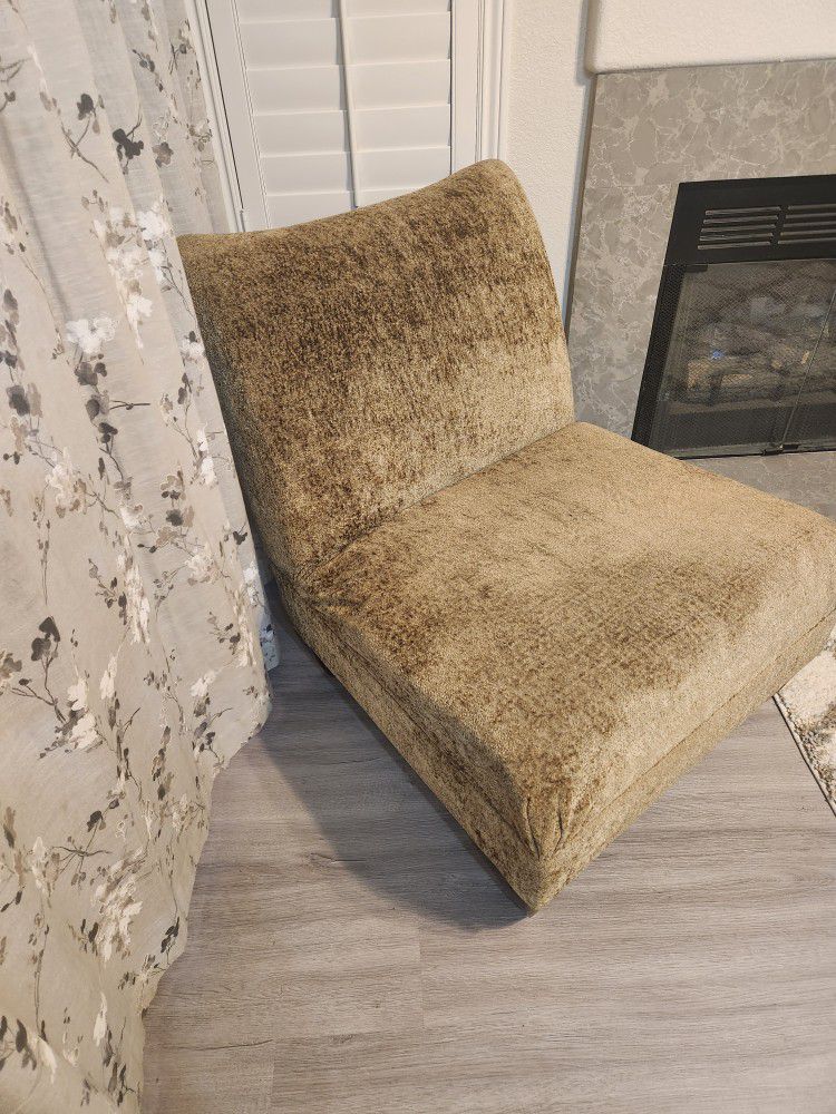 Beautiful Chenille Sage Green Chair
