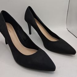 Women's black high heel pumps, new