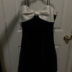 Black Elegant Dress 