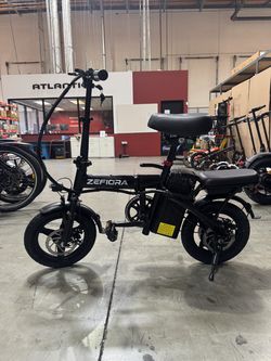 Folding electric bicycle