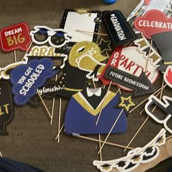 Grad Props For Photos