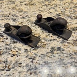 Stanley #120 Plane And Unmarked Vintage Plane. $15 Takes Them Both. Must Pickup