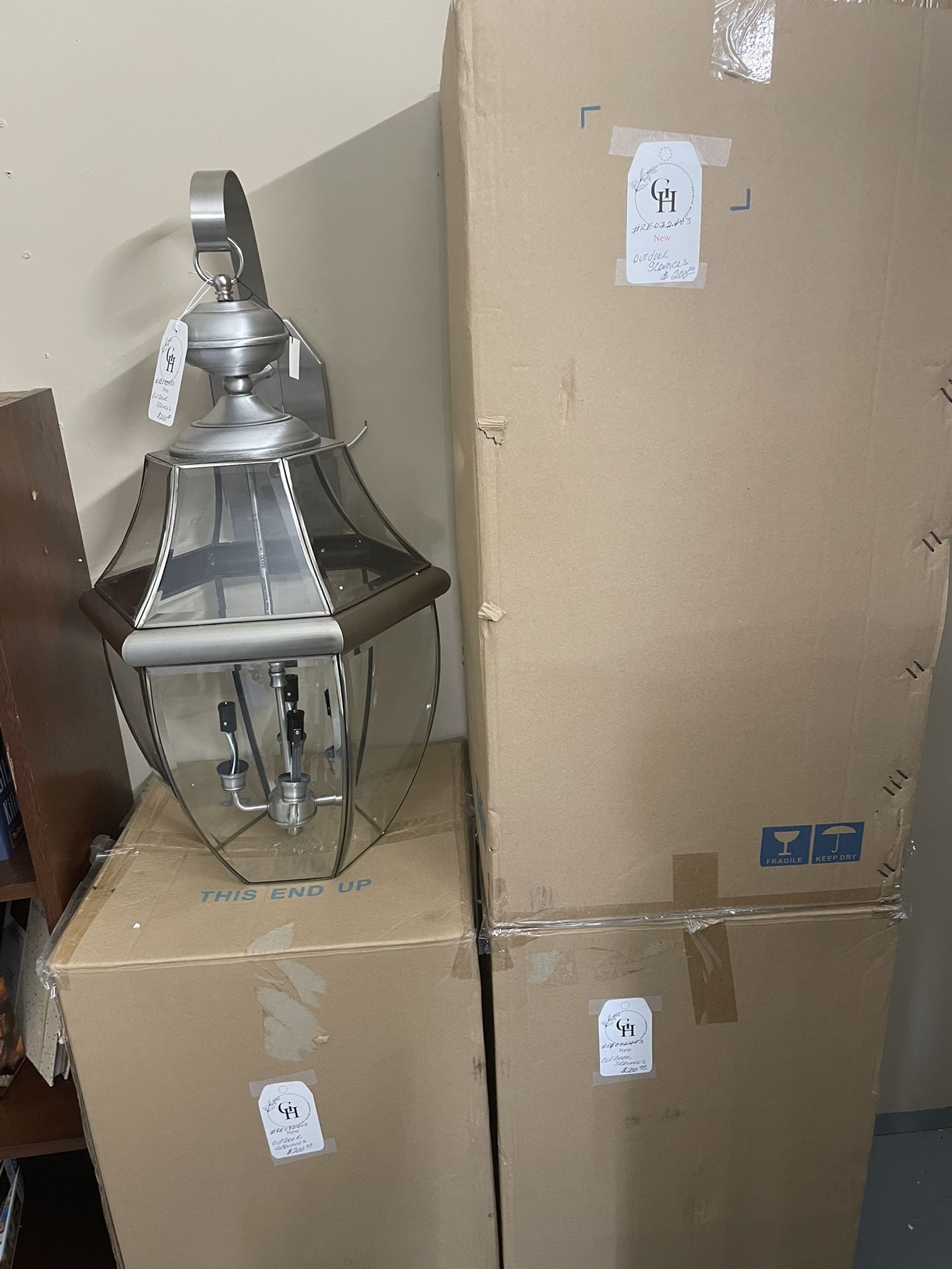 Outside Wall / Garage Lights