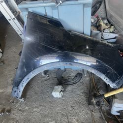 2013 2014 2015 Ford Explorer R Fender Parts Only