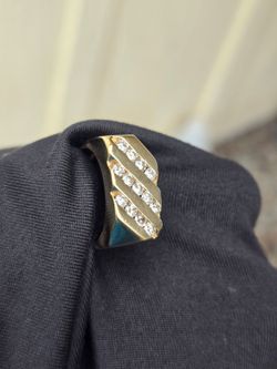 Appraised  14k diamond ring
