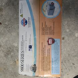 WFCO 55AMP POWER CONVERTER