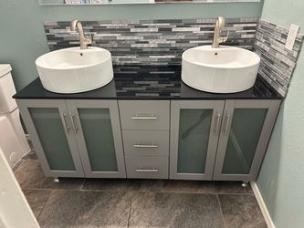 Bathroom vanity