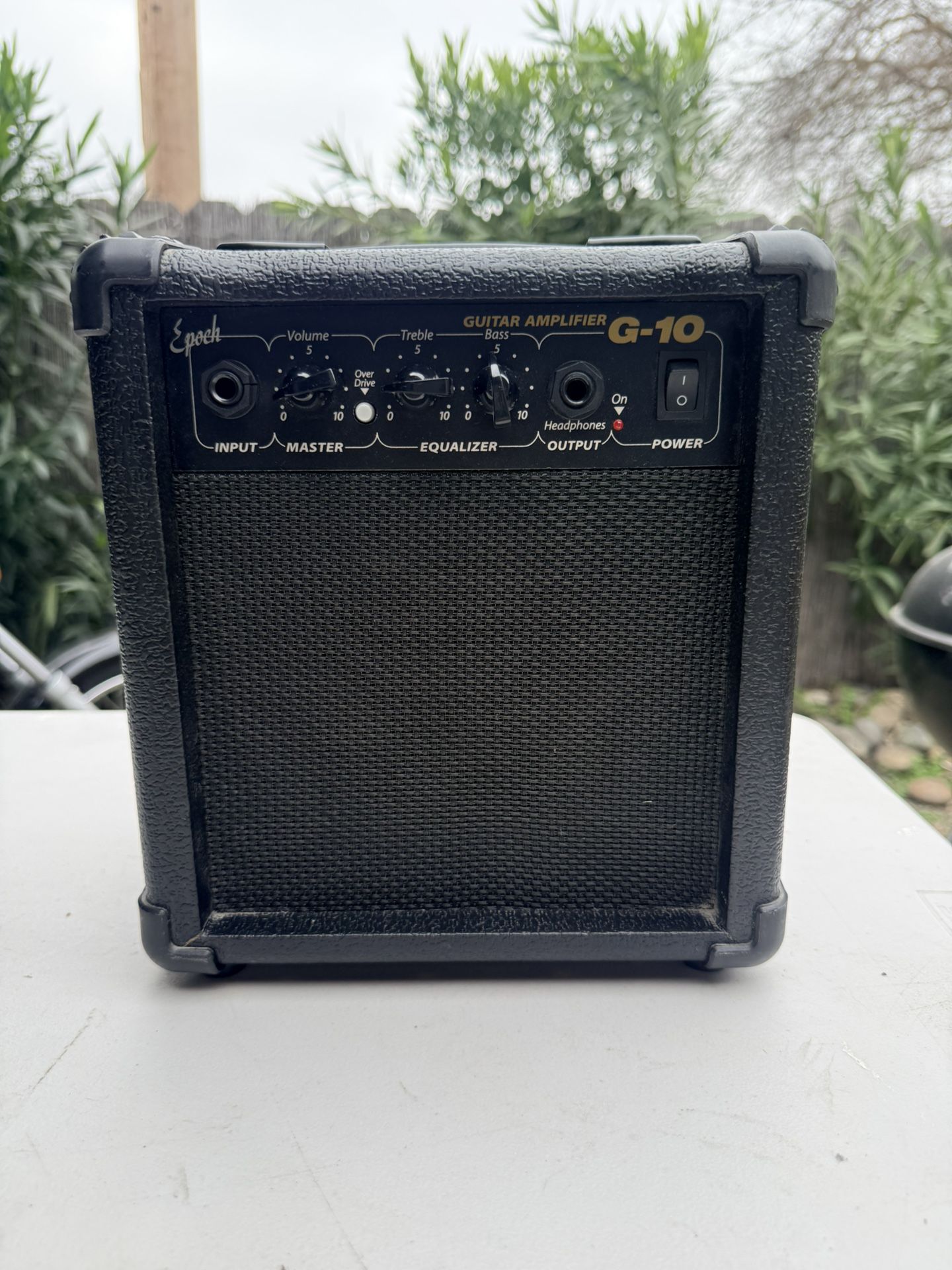 Eptech G-10 Guitar Amplifier (Practice Amp)