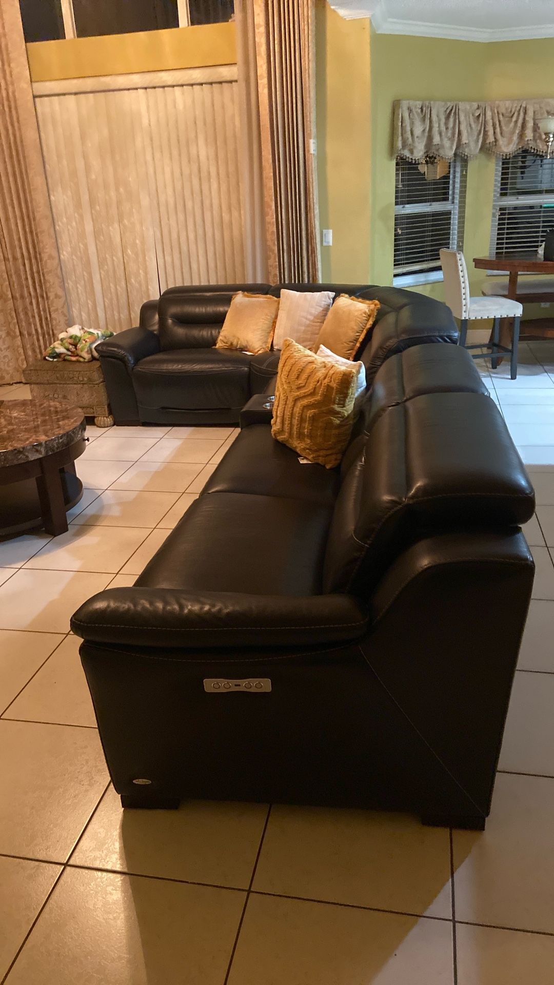 Sectional Couch 