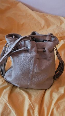 American Eagle Wander Collection Leather Cream Beige Bucket Bag Italy.