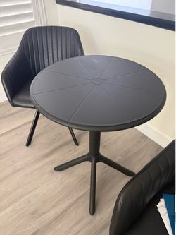 Resin Black Bistro table