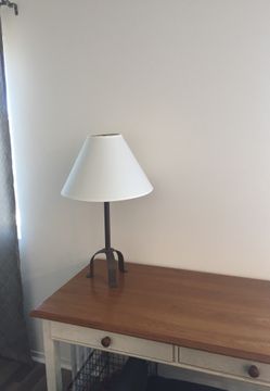 Table lamp heavy metal base