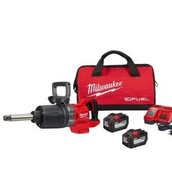 Milwaukee M18 FUEL™ 1" D-Handle High Torque Impact Wrench