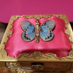 Enamel Iridescent Wings Goldtone Eyes and Body Butterfly Brooch Pin 2" F12 