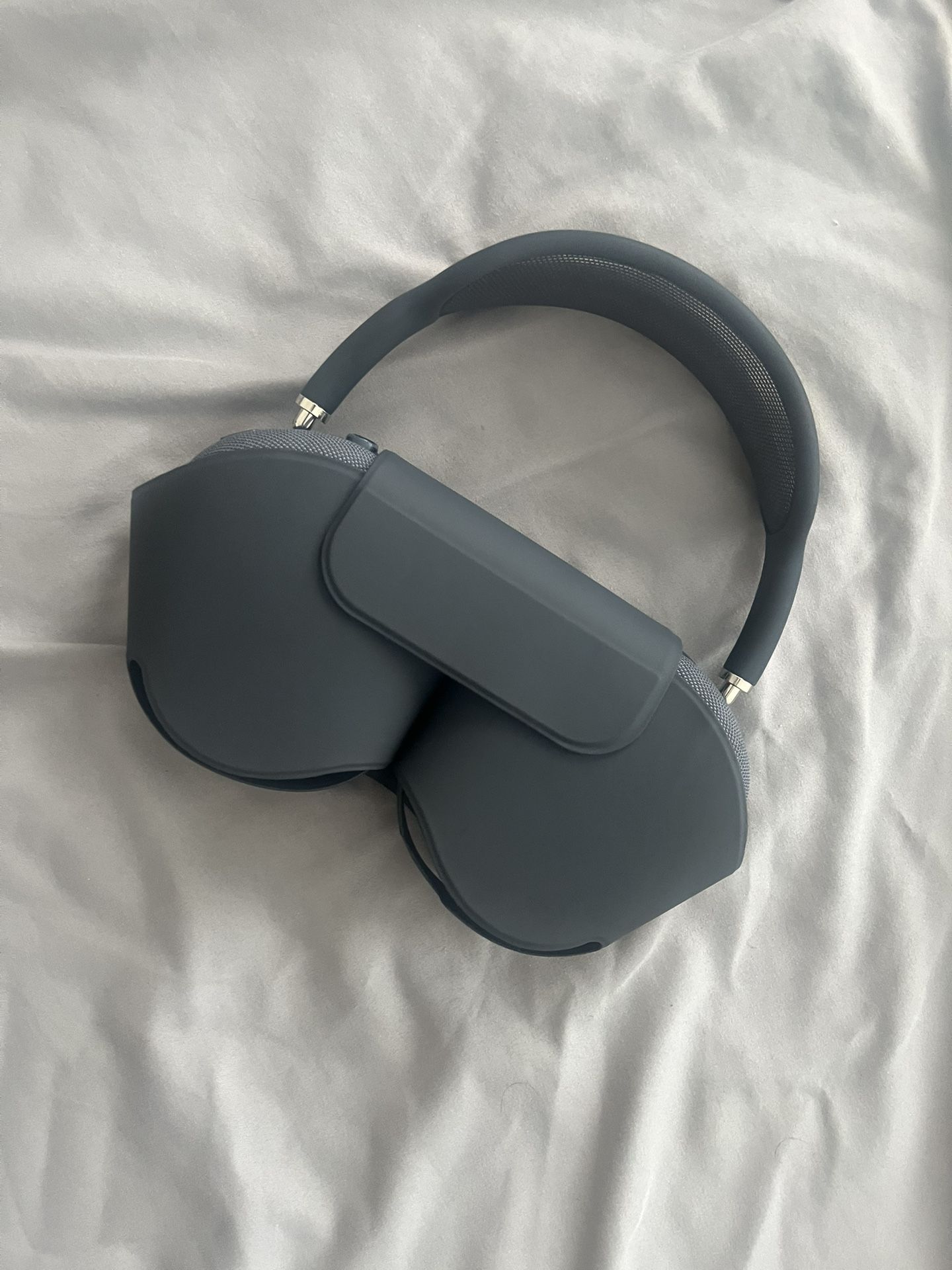 Apple Max Pros Midnight