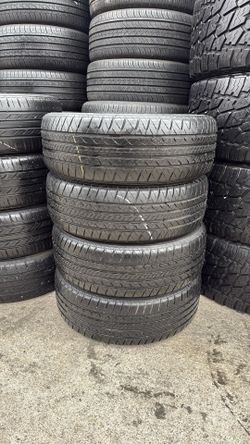 Set de 4 tires good condition 205/55/16 same price Instaled and balanced
