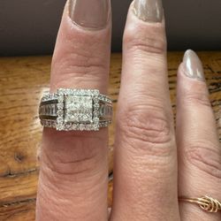 Engagement/Wedding Ring